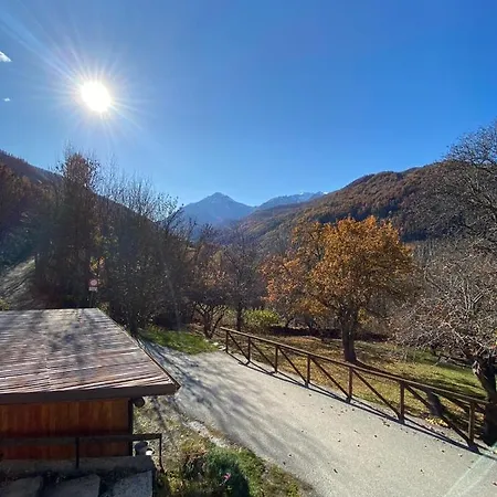 San Marco With A View. شقة Oulx