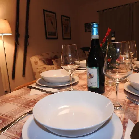 San Marco With A View. شقة Oulx